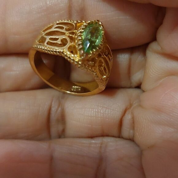 SETA Simulated Peridot Crystal Gold Plate Filigree Ring Size 7 August Birthstone - Picture 2 of 6